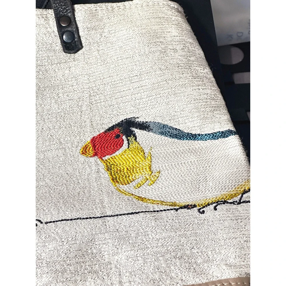 HandMade Bird Tapestry Tote Bag Womens Large Tan Embroidered Finch Design‎